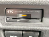 【ETC】高速道路の料金所をストレスなく通過!話題のスポットやサービスエリアに多い「スマートIC」利用時は必須のアイテムです。当店でセットアップを実施、ご納車当日からすぐにご利用いただけます!