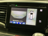全方位モニターがついています! 車の周囲を360&deg;安全確認できるので、普段の駐車はもちろんの事、縦列駐車や幅寄せの際にも活躍してくれますよ。