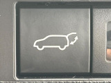 【パワーバックドア】スマートキーや運転席のボタンを押すだけでリアゲートが自動で開閉します!荷物を持っている時や、高い位置にあるバックドアを閉める際に便利な機能です♪