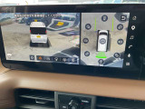 3Dビュー機能付。駐車場などで、周囲の状況が直感的にわかる立体的映像を表示しますので、安心して発進できます。