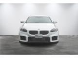 BMWのまさに「顔」ともいえる「キドニー・グリル」は、他の追随を許さない存在感を誇り、「キドニー・グリル」を見かけただけでBMWの風格を感じさせます!!