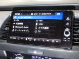 ナビゲーションはホンダコネクトディスプレイを装着しております。AM、FM、Bluetooth、フルセグTVがご使用いただけます。初めて訪れた場所でも道に迷わず安心ですね!