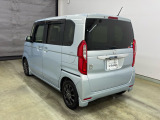 Honda SENSING装着車です。衝突を予測してブレーキをかけたり、前のクルマにちょうどいい距離で走行できる多彩な安心・快適機能を搭載した支援システムがドライバーをサポート。