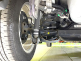 お車を安心してお乗りいただく為には、足回りの定期点検が欠かせません。サービスサポート(有償保証)では無料点検もご提供しており、安心のカーライフをお過ごしいただけるサポート体制が整っています。