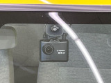 【ドライブレコーダー】ドライブレコーダー装備!走行中はもちろん、あおり運転や事故に遭遇した際、映像で記録し、万一のリスクに備えます。※記録用SDカードはお客様ご自身でご準備いただく必要があります。