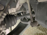 お車を安心してお乗りいただく為には、足回りの定期点検が欠かせません。サービスサポート(有償保証)では無料点検もご提供しており、安心のカーライフをお過ごしいただけるサポート体制が整っています。