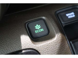 ECONスイッチの効果とあなたの運転で、クルマと力をあわせ「燃費向上=ガソリン代の節約=CO2 削減」のチャレンジをお楽しみください。