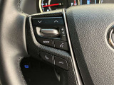 ナビゲーションに視線を移さず、ハンドルから手を離さず、運転に集中したまま手元でオーディオ操作できます♪