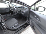 【禁煙車の定義】当店の定義・・・☆タバコ臭くない事☆コゲがない事☆灰皿等の喫煙器具が未使用の事 以上3項目をクリアした場合【禁煙車】と表示します。(現状を表しています。過去の事は、断定できません。)