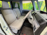 運転席シート廻りは使用感も少なく、良好な状態となっています。丁寧に使われていたことがよくわかりますね