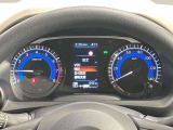【メーター】メーター内のカラーディスプレイには運転をサポートするさまざまな情報を表示!