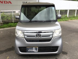 お客様に安全で快適なカーライフをお送りいただくために、中古車にも高いレベルの品質基準を設け、その基準に従って、全ての中古車について納車前整備を実施しています。