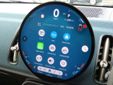 Apple CarPlayやAndroid Autoなど様々なアプリケーションがインストールされています!