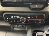 フロント両席にはシートヒーターが付いています!寒い日に便利な装備ですね。