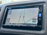 純正インターナビ付きでフルセグ・DVD再生・Bluetoothなど付いてとても便利な車両です♪