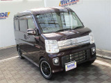 【車屋】として、長く車業界に従事した経験豊富なスタッフが在籍しております。