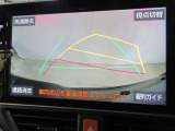バックガイドモニターで、後方を確認しながら安心して駐車することができます。運転初心者も熟練者も必須の機能ですよ!