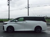 お車に関するご相談はお気軽に店舗スタッフにお問合せ下さい♪豊富な商品知識を備えたスタッフが些細なご相談でも対応いたします♪