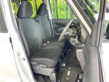 運転席シート廻りは使用感も少なく、良好な状態となっています。丁寧に使われていたことがよくわかりますね。