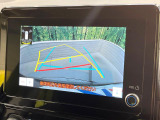 【バックカメラ】駐車時に後方がリアルタイム映像で確認できます。大型商業施設や立体駐車場での駐車時や、夜間のバック時に大活躍!運転スキルに関わらず、今や必須となった装備のひとつです!