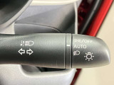 【オートライトシステム】暗くなると自動でライトが点灯!昼間のトンネル走行などオートにしていると便利です♪
