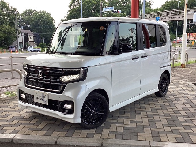 ホンダ N-BOXカスタム 