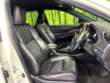 運転席シート廻りは使用感も少なく、良好な状態となっています。丁寧に使われていたことがよくわかりますね。