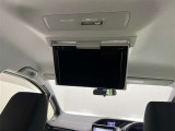 後席テレビ付で長旅も快適