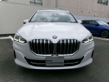 群馬BMWプレミアムセレクション館林は認定中古車販売のスペシャリストとして品質へのこだわり、特に喫煙歴の無いだれもが気持ちよく購入検討いただける車両を展示しております。遠方からもお問い合わせください。