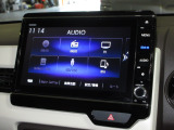 ナビゲーションは純正8インチメモリーナビ(VXU-207NBi)を装着しております。AM、FM、CD、DVD再生、Bluetooth、音楽録音再生、フルセグTVがご使用いただけます。