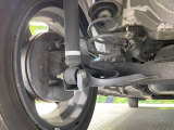お車を安心してお乗りいただく為には、足回りの定期点検が欠かせません。サービスサポート(有償保証)では無料点検もご提供しており、安心のカーライフをお過ごしいただけるサポート体制が整っています。
