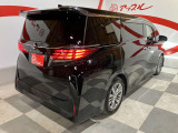 【納車前整備】安心してお乗り頂くために、ご納車前に、認証または指定工場にて法令12ヶ月点検整備を実施します。