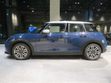 気になる車両へのご質問も大歓迎です。お気軽にMINI 一宮 0078-6002-369993 (無料)までご連絡ください!