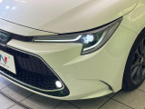 【LEDヘッドライト】悪天候や夜間走行時も良好な視界を確保し安心して運転できる高輝度LEDヘッドライトを装備!点灯速度が早く、消費電力も抑えられています。