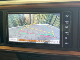 【バックカメラ】駐車時に後方がリアルタイム映像で確認できます。大型商業施設や立体駐車場での駐車時や、夜間のバック時に大活躍!運転スキルに関わらず、今や必須となった装備のひとつです!