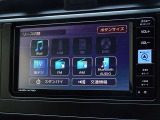 CD・DVD(再生機能)・ブルートゥース等を使用することができます。