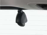 ◆リアにもドライブレコーダーを装備しております◆映像・音声などを記録する自動車用の装置です。もしもの事故の際の記録はもちろん、旅行の際の思い出としてドライブの映像を楽しむことができます。