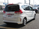 納車前に、当店サービス工場にて法定点検を実施して納車いたします。もちろん点検料を別途頂く事はありません