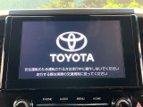 【メーカー純正9型ナビ】インテリアに溶け込むスタイリッシュな「専用設計」メーカーナビを装備♪視認性や操作性など基本性能にも優れ、より上質なカーライフをお楽しみいただけます。