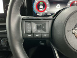 【ステアリングスイッチ】運転中に前方から目線をそらすことなくオーディオ等の操作が可能な便利機能!安心&快適なドライブを演出してくれます。