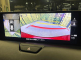 【360&deg;ビューモニター】専用のカメラにより、上から見下ろしたような視点で360度クルマの周囲を確認することができます☆死角部分も確認しやすく、狭い場所での切り返しや駐車もスムーズに行えます。
