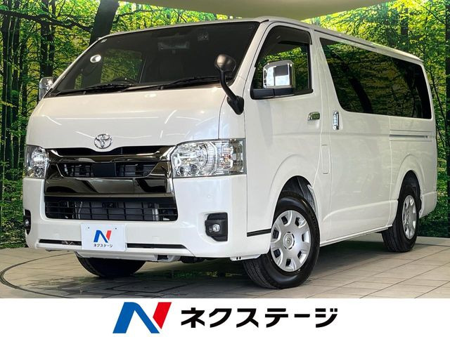 トヨタ ハイエースバン 