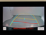 バックガイドモニターで、後方を確認しながら安心して駐車することができます。運転初心者も熟練者も必須の機能ですよ!