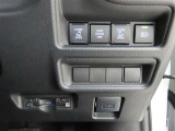 両側電動のスライドドアで楽々スムース!運転席からも開閉の操作もできます♪キーのスイッチひとつで自動開閉できる便利な機能もついてます♪