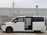 現車確認をご希望の際は、ご希望の日時等を営業スタッフまでご連絡下さい。もちろんお見積りメールでのご連絡もお待ちしております。