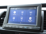 ナビゲーションは純正メモリーナビ(LXM-232VFEi)を装着しております。AM、FM、CD、DVD再生、Bluetooth、フルセグTVがご使用いただけます。初めて訪れた場所でも安心ですね!