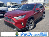 おひとり、恋人、ご友人、ご家族など、少人数でも大人数でもお出かけが楽しめます。この車で楽しいドライビングライフを送りましょう♪