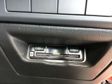 ETCが装着されています。再セットアップ後高速道路の料金所をノンストップで通過できて大変便利です。