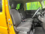運転席シート廻りは使用感も少なく、良好な状態となっています。丁寧に使われていたことがよくわかりますね。