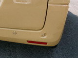 バックソナー装備でバックでの駐車も安心です